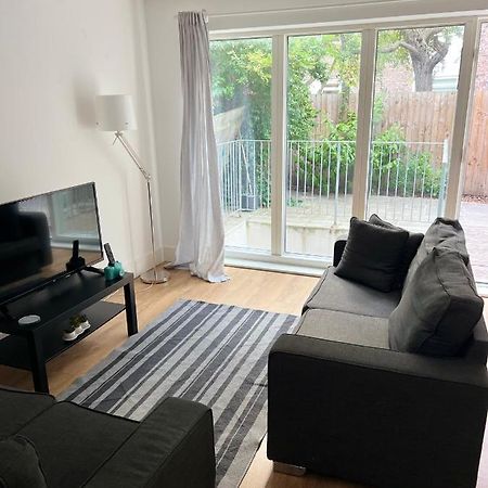 شقة لندن  في Clapham House المظهر الخارجي الصورة