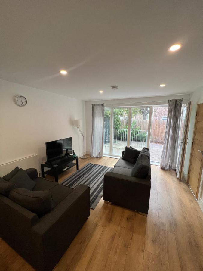 شقة لندن  في Clapham House المظهر الخارجي الصورة